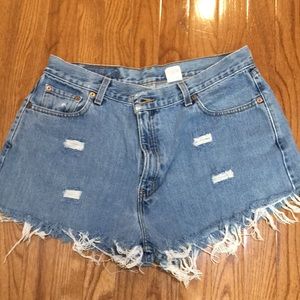 Levi’s 560 shorts